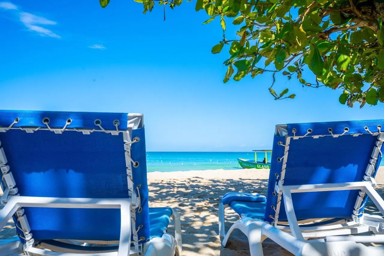 Shields Negril Villas