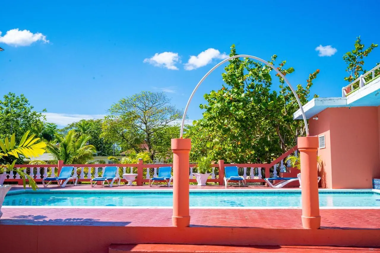 Shields Negril Villas Отель